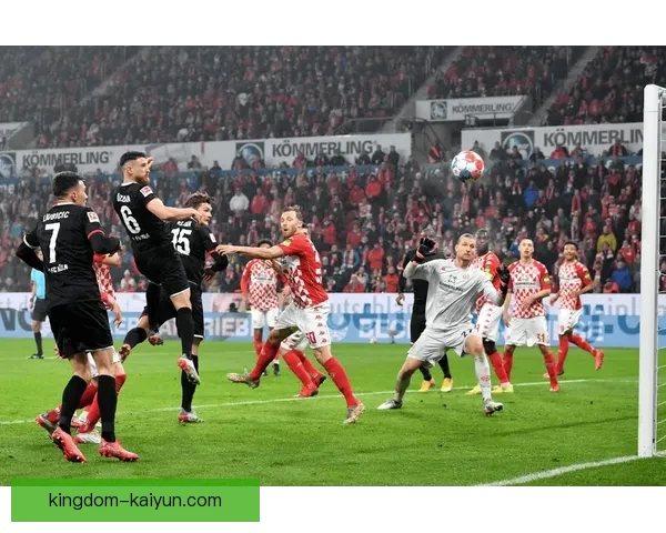 法兰克福近期比赛亮点值得关注,球队状态逐渐回暖,展现出强劲竞争力 法兰克福近期比赛亮点值得关注,球队状态逐渐回暖,展现出强劲竞争力